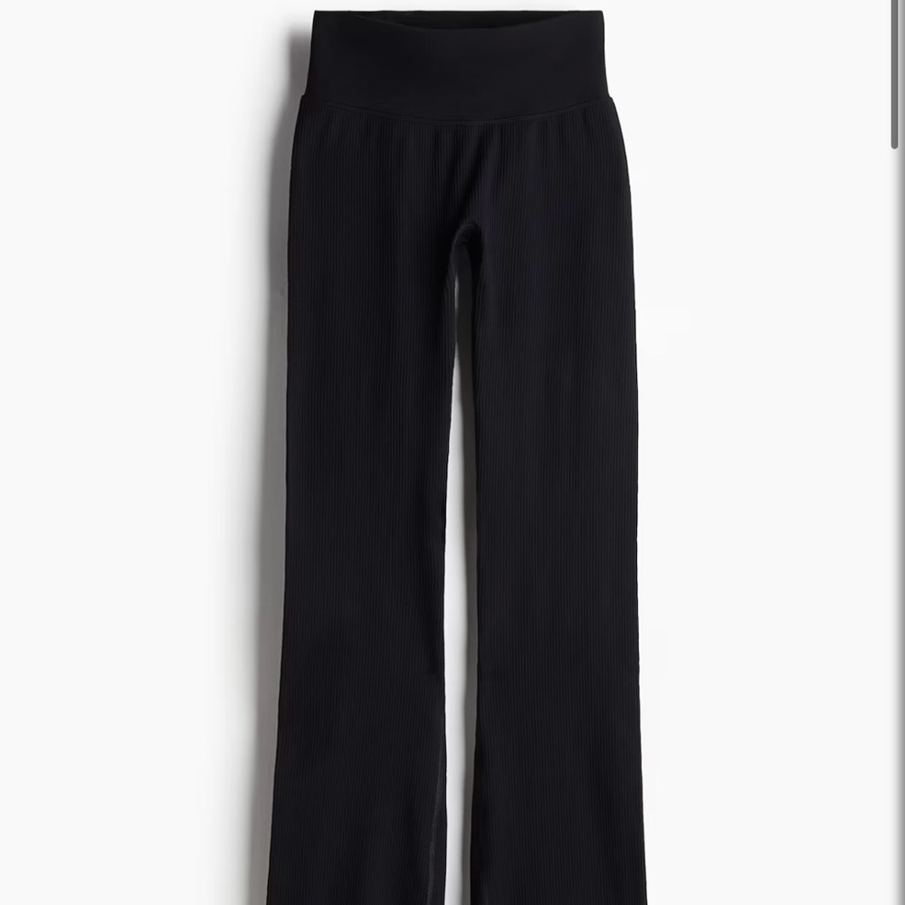 H&M Seamless High Waisted Flared Leggings